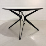 ダイニングテーブル2