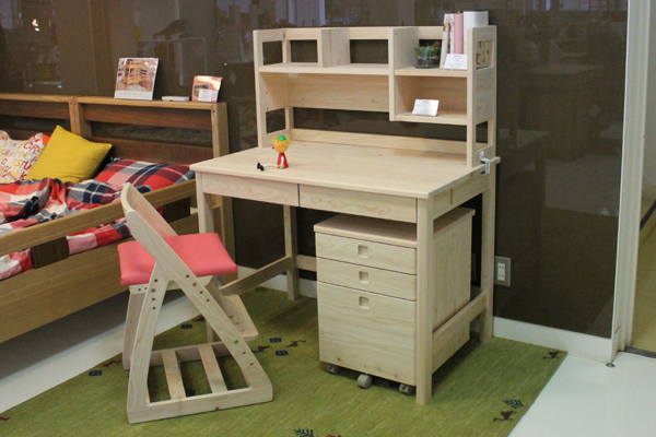 desk3
